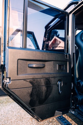 2015 Land Rover Defender 110 TD Pick Up ‘Spectre Evocation’ In vendita (immagine 41 di 143)