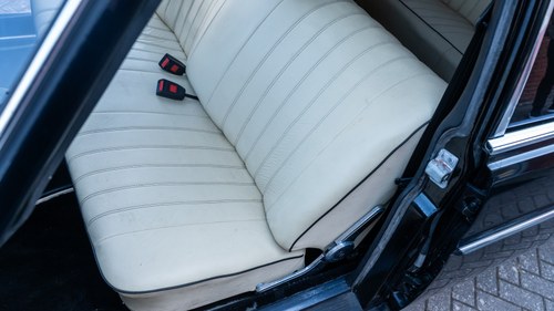 1972 Mercedes-Benz 220D Limousine (W115) à vendre (picture 58 of 308)