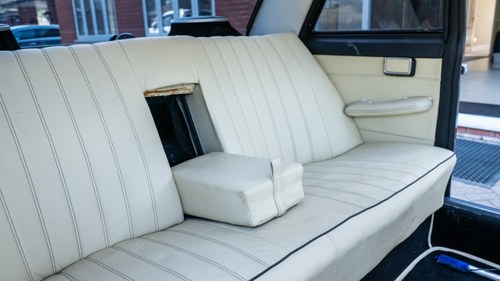 1972 Mercedes-Benz 220D Limousine (W115) à vendre (picture 83 of 308)