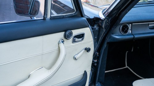 1972 Mercedes-Benz 220D Limousine (W115) à vendre (picture 100 of 308)