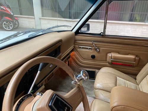 1988 Jeep Grand Wagoneer For Sale (picture 30 of 126)