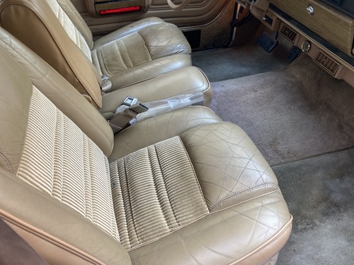 1988 Jeep Grand Wagoneer For Sale (picture 44 of 126)