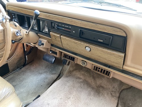 1988 Jeep Grand Wagoneer For Sale (picture 46 of 126)