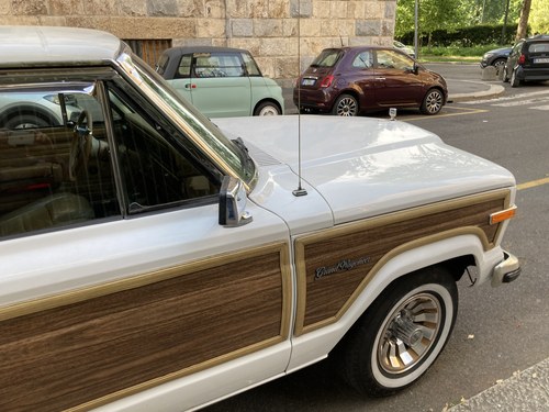 1988 Jeep Grand Wagoneer For Sale (picture 82 of 126)