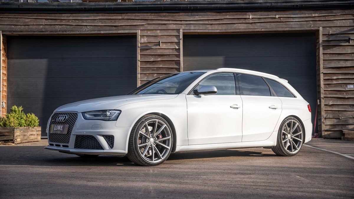 Audi R4 2014 2014 Audi RS4 Grey Automatic, 7+ speed Right Hand Drive in United ...