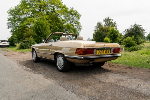 1987 Mercedes-Benz R107 300SL à vendre (picture 6 of 123)
