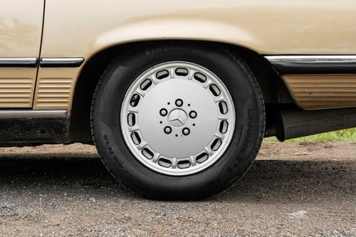 1987 Mercedes-Benz R107 300SL à vendre (picture 15 of 123)