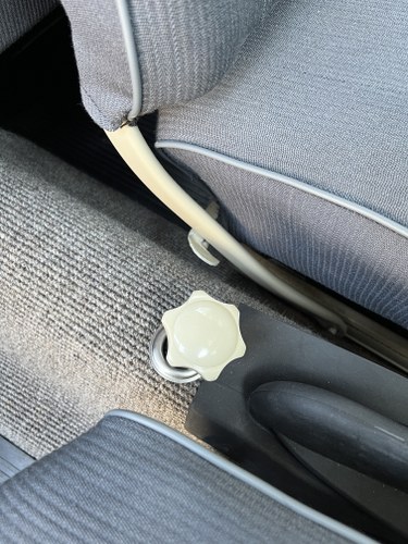 1955 Volkswagen Beetle Type 1 Deluxe ‘Oval Window’ In vendita (immagine 29 di 113)