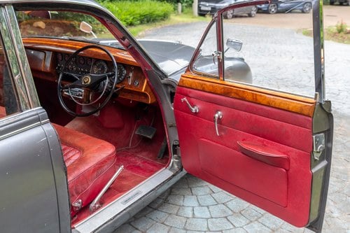 1964 Daimler 21/2 Litre V8 In vendita (immagine 19 di 268)