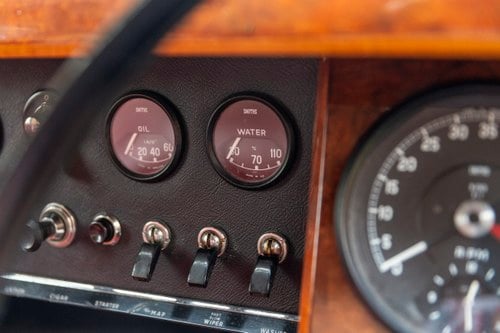 1964 Daimler 21/2 Litre V8 In vendita (immagine 41 di 268)