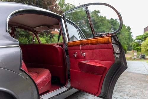1964 Daimler 21/2 Litre V8 In vendita (immagine 86 di 268)