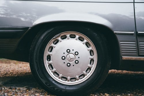 1988 Mercedes-Benz R107 560SL LHD For Sale (picture 14 of 184)