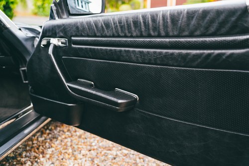 1988 Mercedes-Benz R107 560SL LHD For Sale (picture 51 of 184)