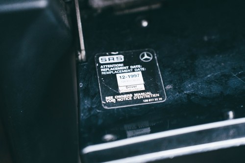 1988 Mercedes-Benz R107 560SL LHD For Sale (picture 57 of 184)