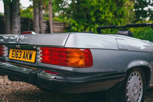 1988 Mercedes-Benz R107 560SL LHD For Sale (picture 120 of 184)