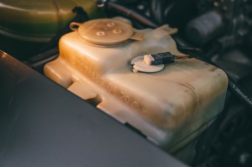 1988 Mercedes-Benz R107 560SL LHD For Sale (picture 160 of 184)