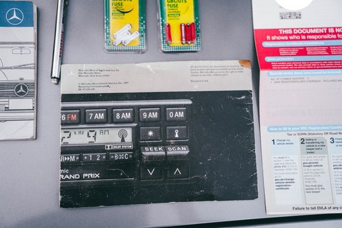 1988 Mercedes-Benz R107 560SL LHD For Sale (picture 174 of 184)