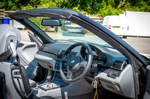 2005 BMW 318Ci M Sport In vendita (immagine 28 di 167)