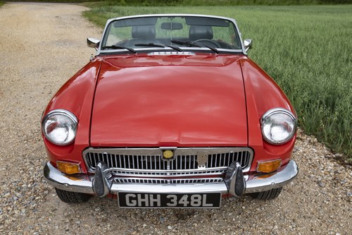 1973 MG B Roadster In vendita (immagine 3 di 106)