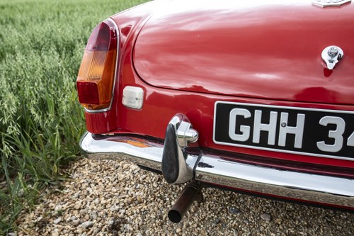 1973 MG B Roadster In vendita (immagine 68 di 106)