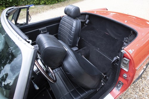 1973 MG B Roadster In vendita (immagine 75 di 106)
