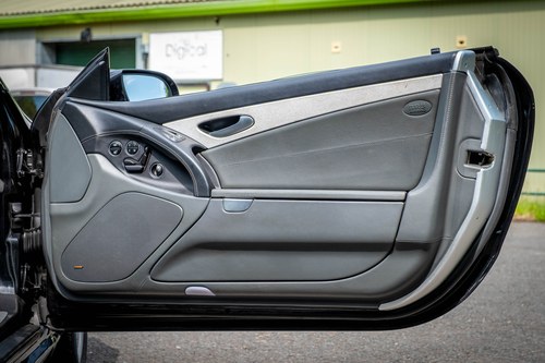 2003 Mercedes-Benz R230 SL55 AMG In vendita (immagine 73 di 181)