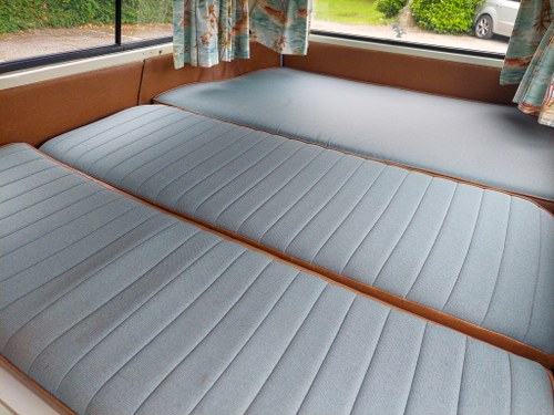 1974 Volkswagen Type 2 Westfalia-Style Camper Conversion For Sale (picture 45 of 91)