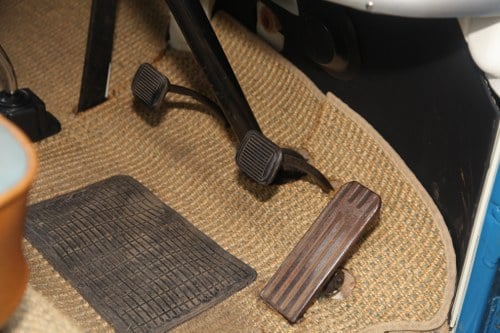 1974 Volkswagen Type 2 Westfalia-Style Camper Conversion For Sale (picture 22 of 91)