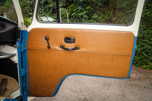 1974 Volkswagen Type 2 Westfalia-Style Camper Conversion For Sale (picture 42 of 91)