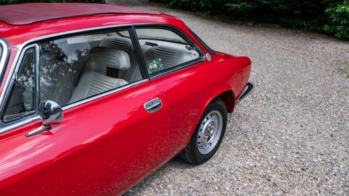 1972 Alfa Romeo GTV 2000 En venta (imagen 198 de 277)
