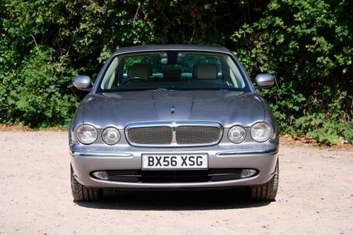 2007 Jaguar XJ8 V8 Se Auto zum Verkauf (Bild 3 von 186)