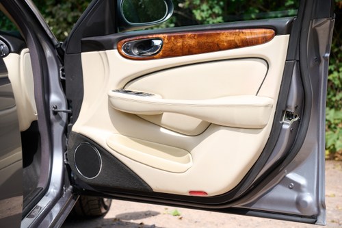 2007 Jaguar XJ8 V8 Se Auto zum Verkauf (Bild 28 von 186)