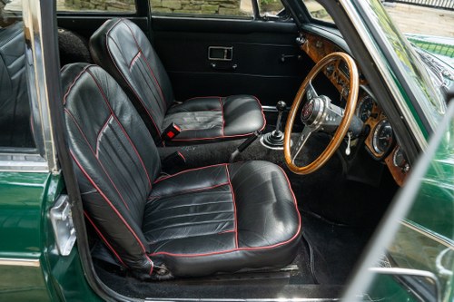 1969 MG MGC Te koop (foto 7 van 141)