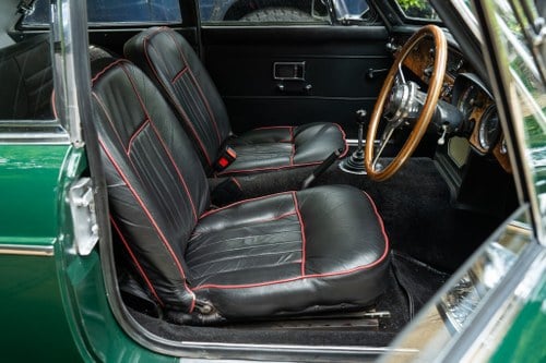 1969 MG MGC Te koop (foto 23 van 141)