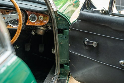 1969 MG MGC Te koop (foto 44 van 141)