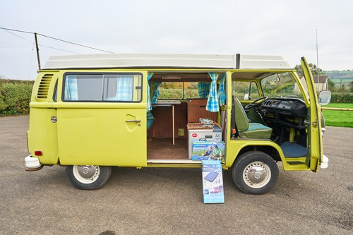 1974 Volkswagen Type 2 ‘Bay Window’ Westfalia Campervan For Sale (picture 34 of 203)