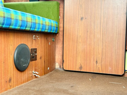 1974 Volkswagen Type 2 ‘Bay Window’ Westfalia Campervan For Sale (picture 86 of 203)