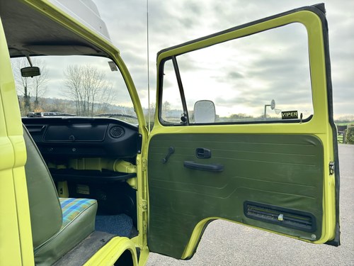 1974 Volkswagen Type 2 ‘Bay Window’ Westfalia Campervan For Sale (picture 111 of 203)