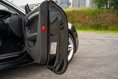 2010 Audi S5 Quattro V8 Te koop (foto 54 van 134)