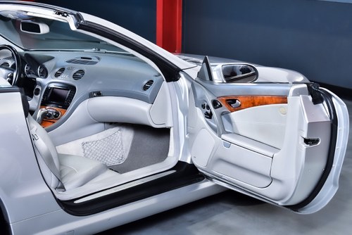 2005 Mercedes-Benz R230 SL55 Convertible 5,5L V8 In vendita (immagine 48 di 96)