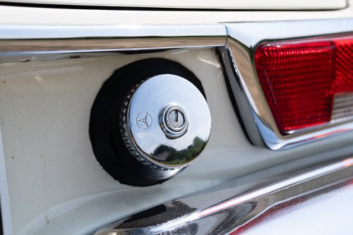 1965 Mercedes-Benz 230SL (W113) For Sale (picture 83 of 119)