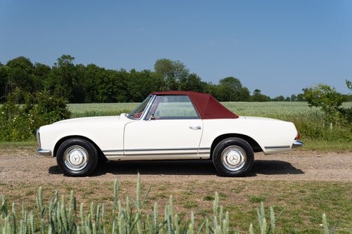 1965 Mercedes-Benz 230SL (W113) For Sale (picture 31 of 119)