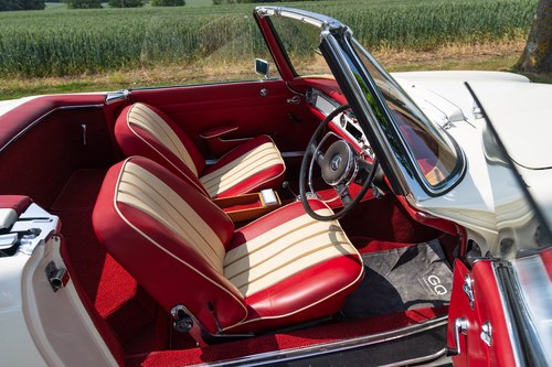 1965 Mercedes-Benz 230SL (W113) For Sale (picture 62 of 119)