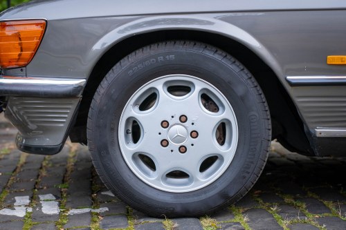 1986 Mercees-Benz R107 420SL zum Verkauf (Bild 32 von 175)