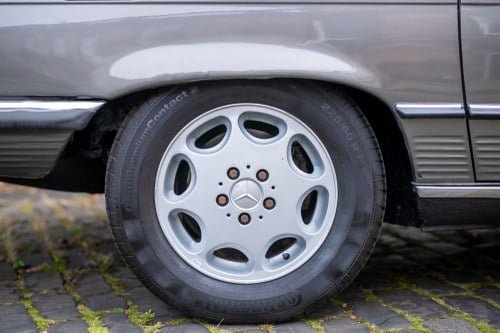 1986 Mercees-Benz R107 420SL zum Verkauf (Bild 35 von 175)