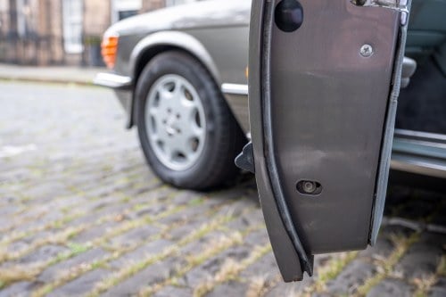 1986 Mercees-Benz R107 420SL zum Verkauf (Bild 61 von 175)