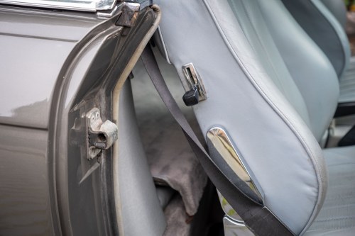 1986 Mercees-Benz R107 420SL zum Verkauf (Bild 73 von 175)