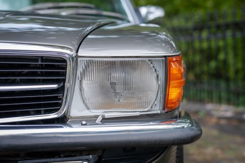1986 Mercees-Benz R107 420SL zum Verkauf (Bild 109 von 175)