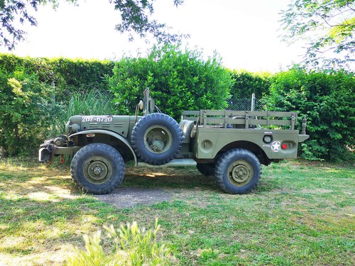 1945 Dodge Canada D ¾ APT à vendre (picture 3 of 60)