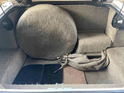 1992 Jaguar XJS HE V12 Convertible For Sale (picture 73 of 137)